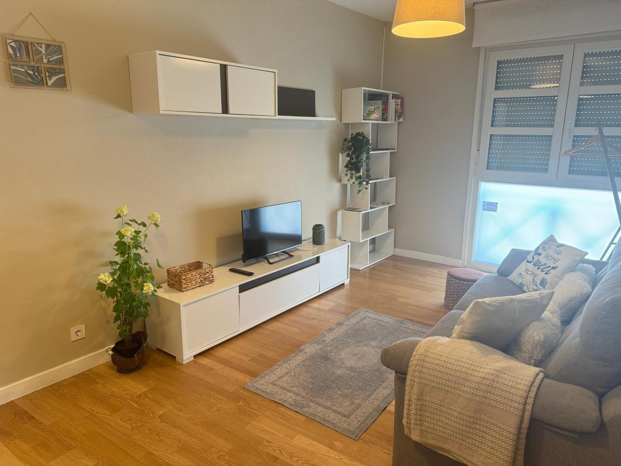 Santiago Tower Aire Ac Casco Antiguo By Apartamentos Logroño Extérieur photo